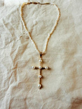 Collar Cruz de Perlas